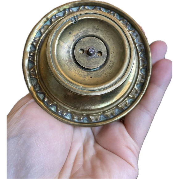 Antique C. 1900s Ornate Lion Gilt Bronze Smoking Ashtray Match Box Holder Patina - Picture 9 of 9